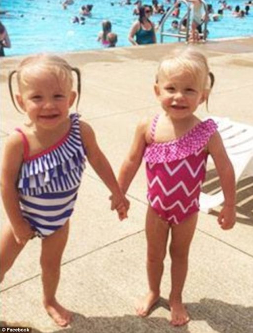 Twin Sisters From Ohio Are Born Holding Hands; 5 Years…